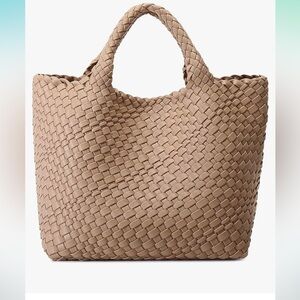 Woven Bag - vegan leather - apricot color